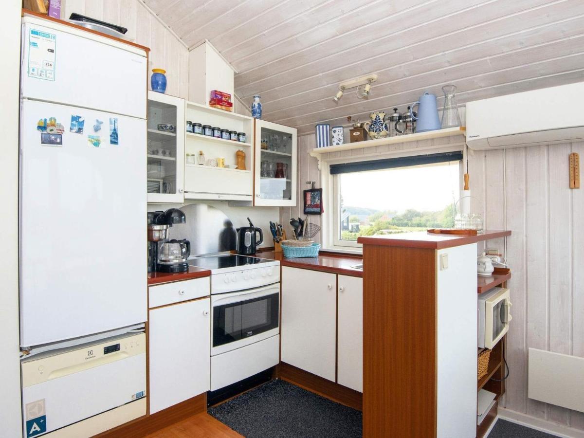 Two-Bedroom Holiday home in Lemvig 1 Buitenkant foto